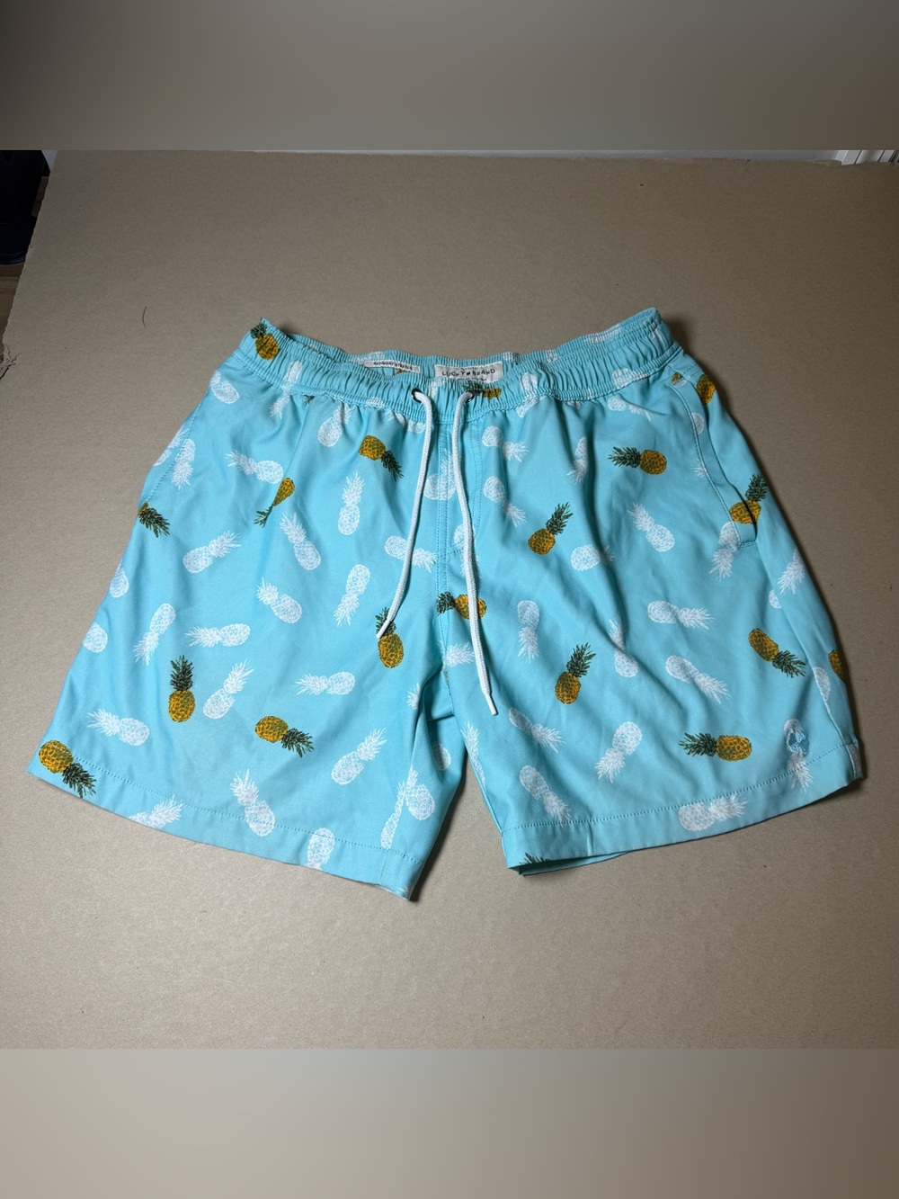 Lucky Brand Pineapple Swim Trunks Water Shorts Netted beach tropical Mens S